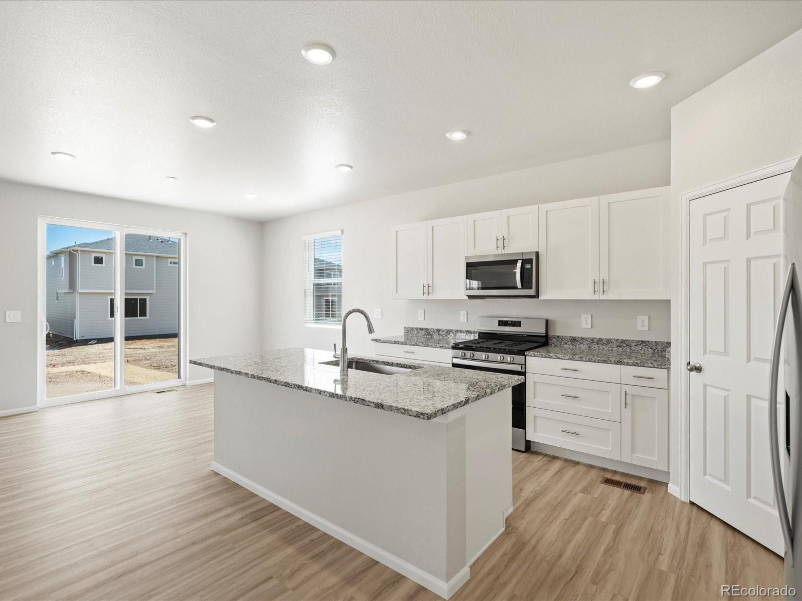MLS Image #9 for 552  red rock place,brighton, Colorado