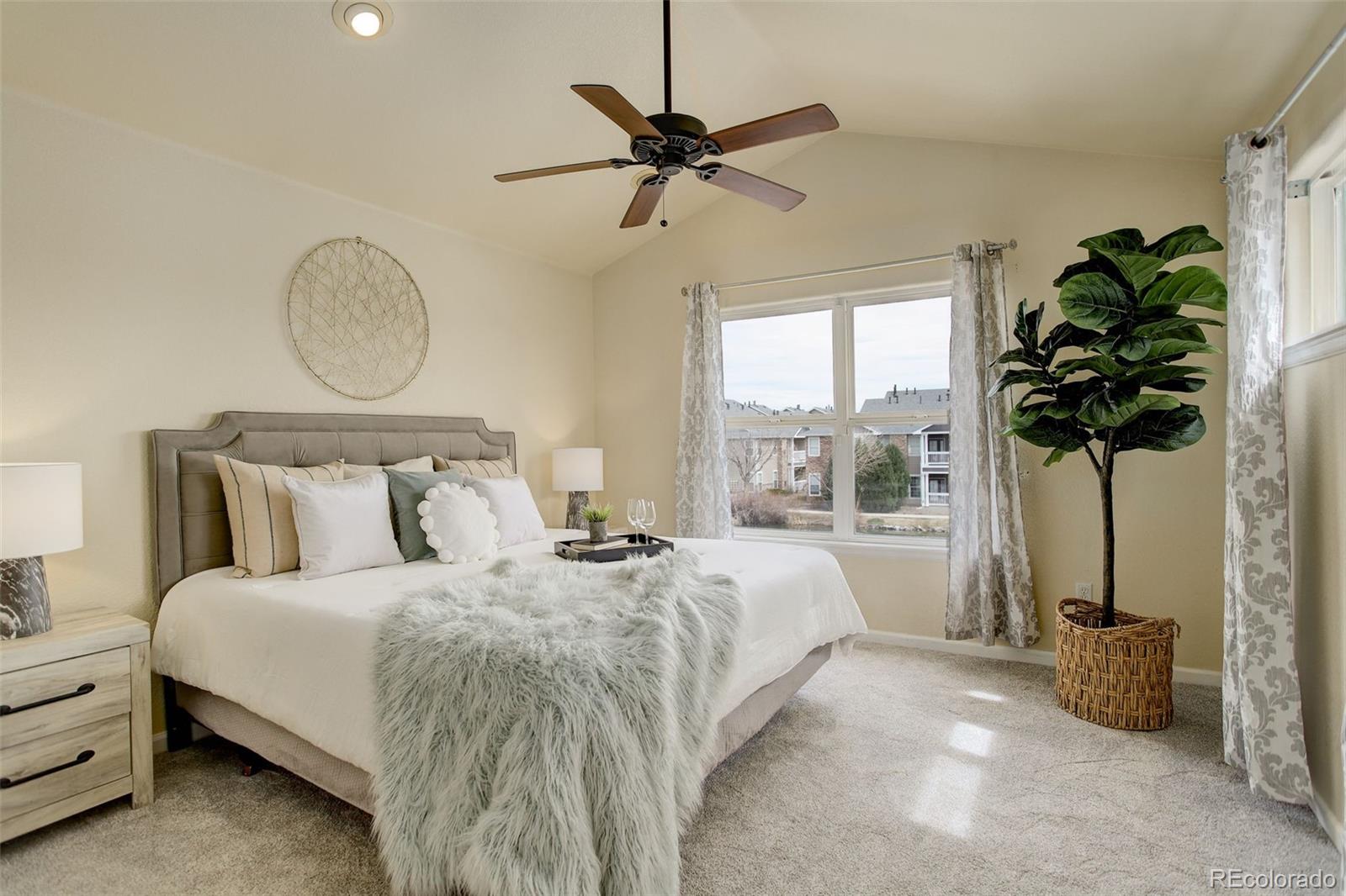 MLS Image #12 for 15555 e 40th avenue,denver, Colorado
