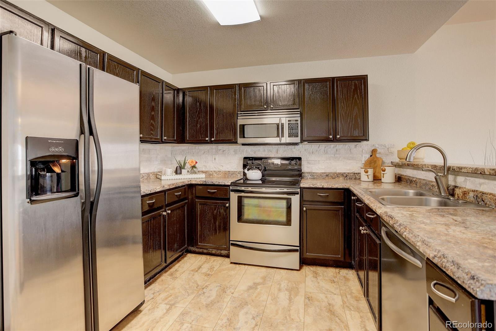 MLS Image #8 for 15555 e 40th avenue,denver, Colorado
