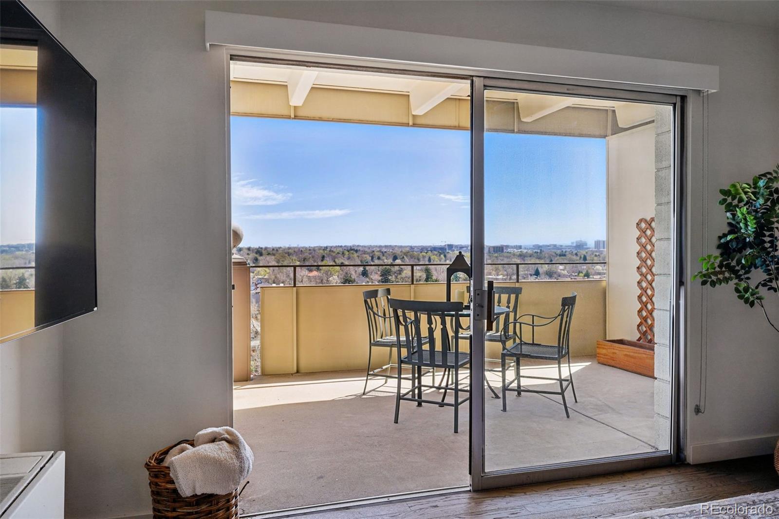 MLS Image #15 for 700 n washington street,denver, Colorado
