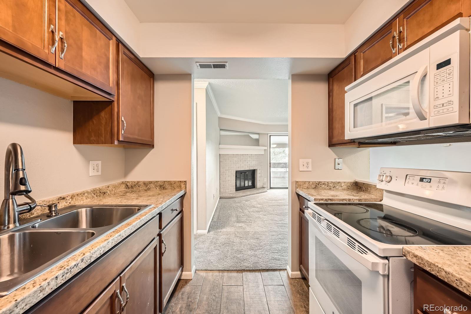 MLS Image #5 for 14434 e 1st drive,aurora, Colorado
