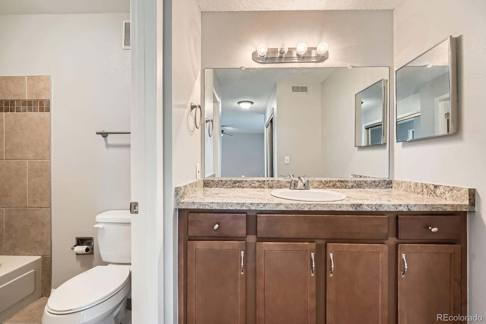 MLS Image #7 for 14434 e 1st drive,aurora, Colorado