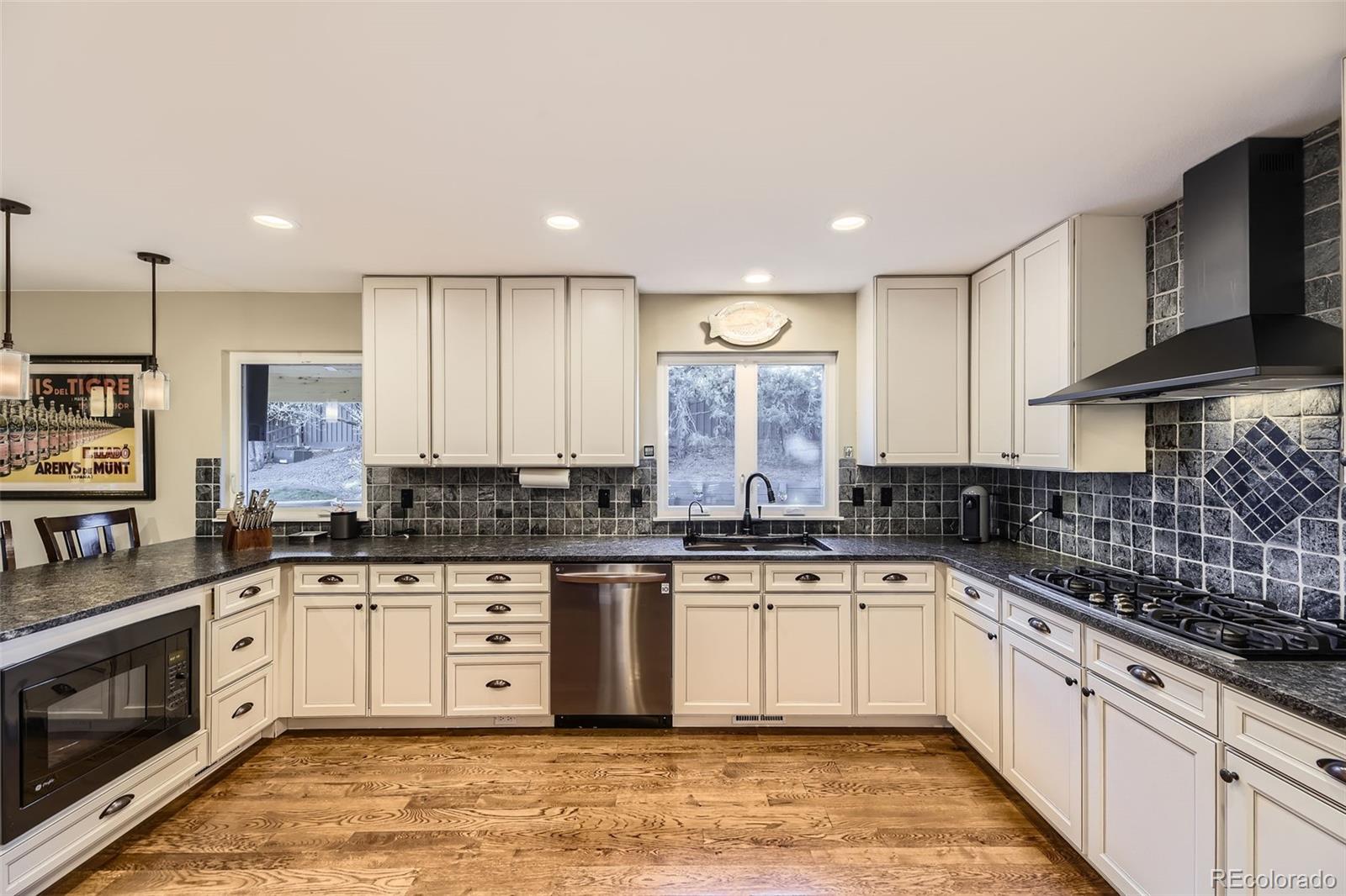 MLS Image #11 for 7273 e hinsdale place,centennial, Colorado