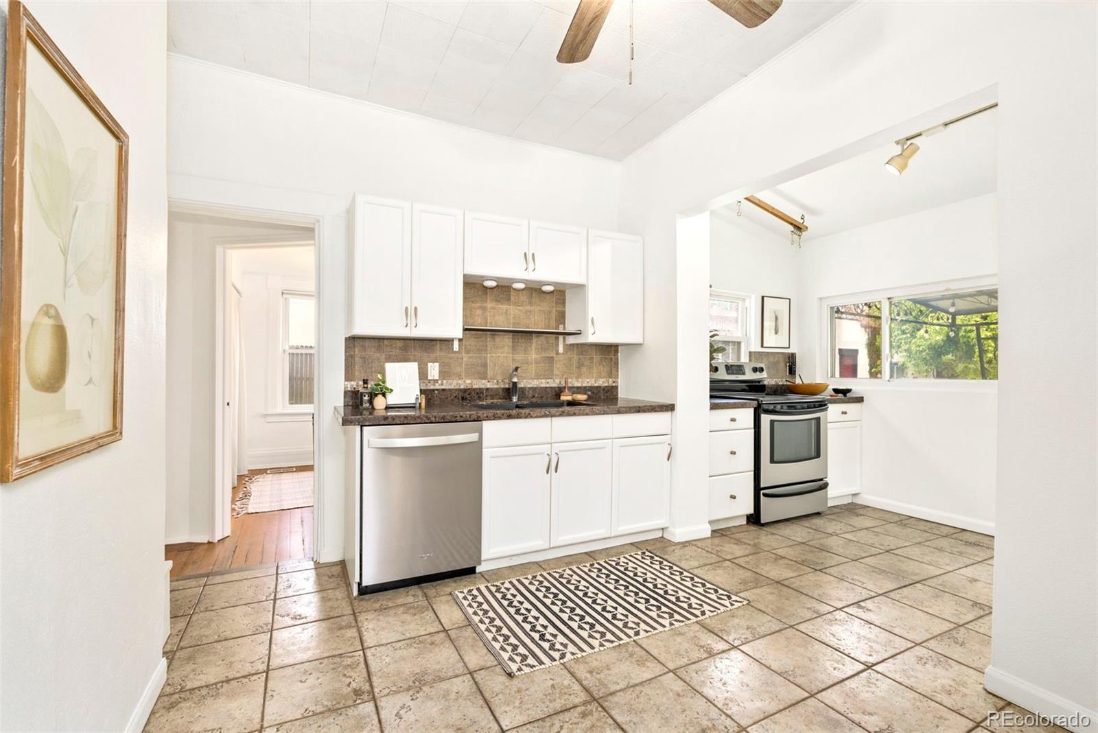 MLS Image #13 for 3147 w 39th avenue,denver, Colorado