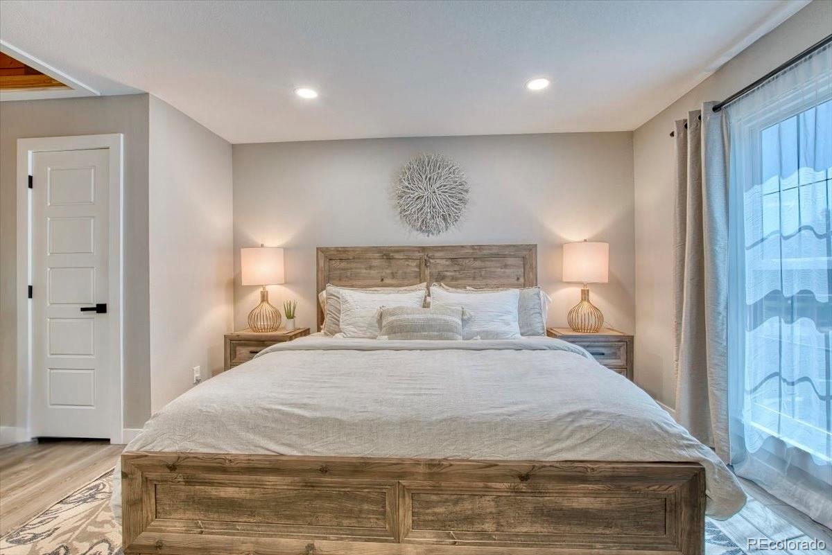 MLS Image #19 for 1811 s quebec way,denver, Colorado