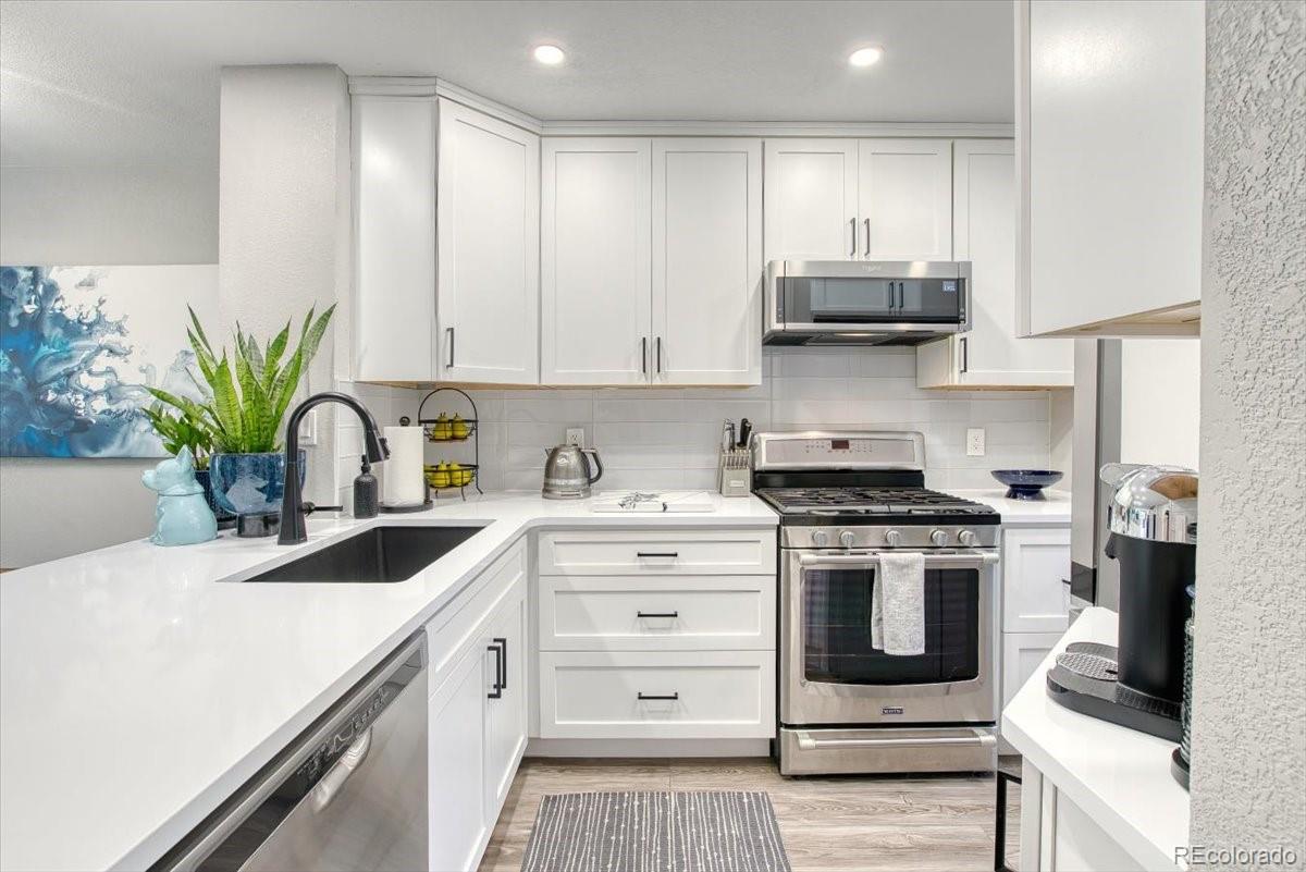 MLS Image #2 for 1811 s quebec way,denver, Colorado