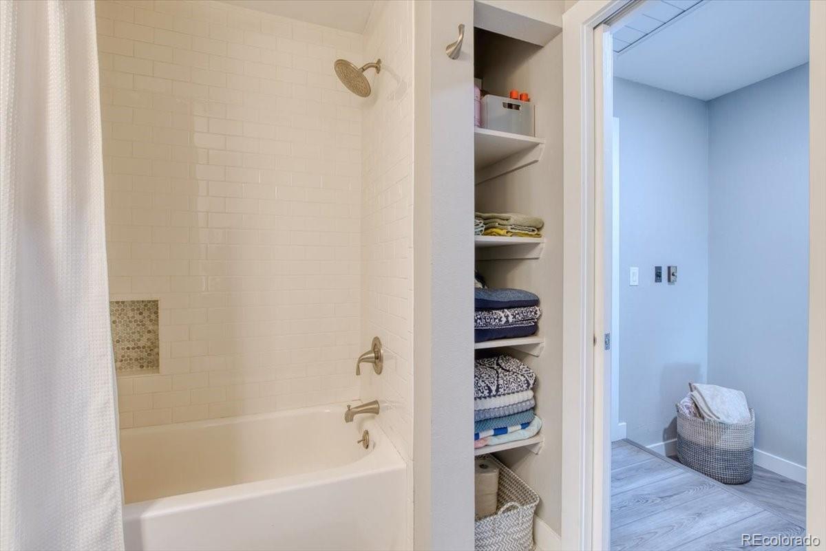 MLS Image #28 for 1811 s quebec way,denver, Colorado