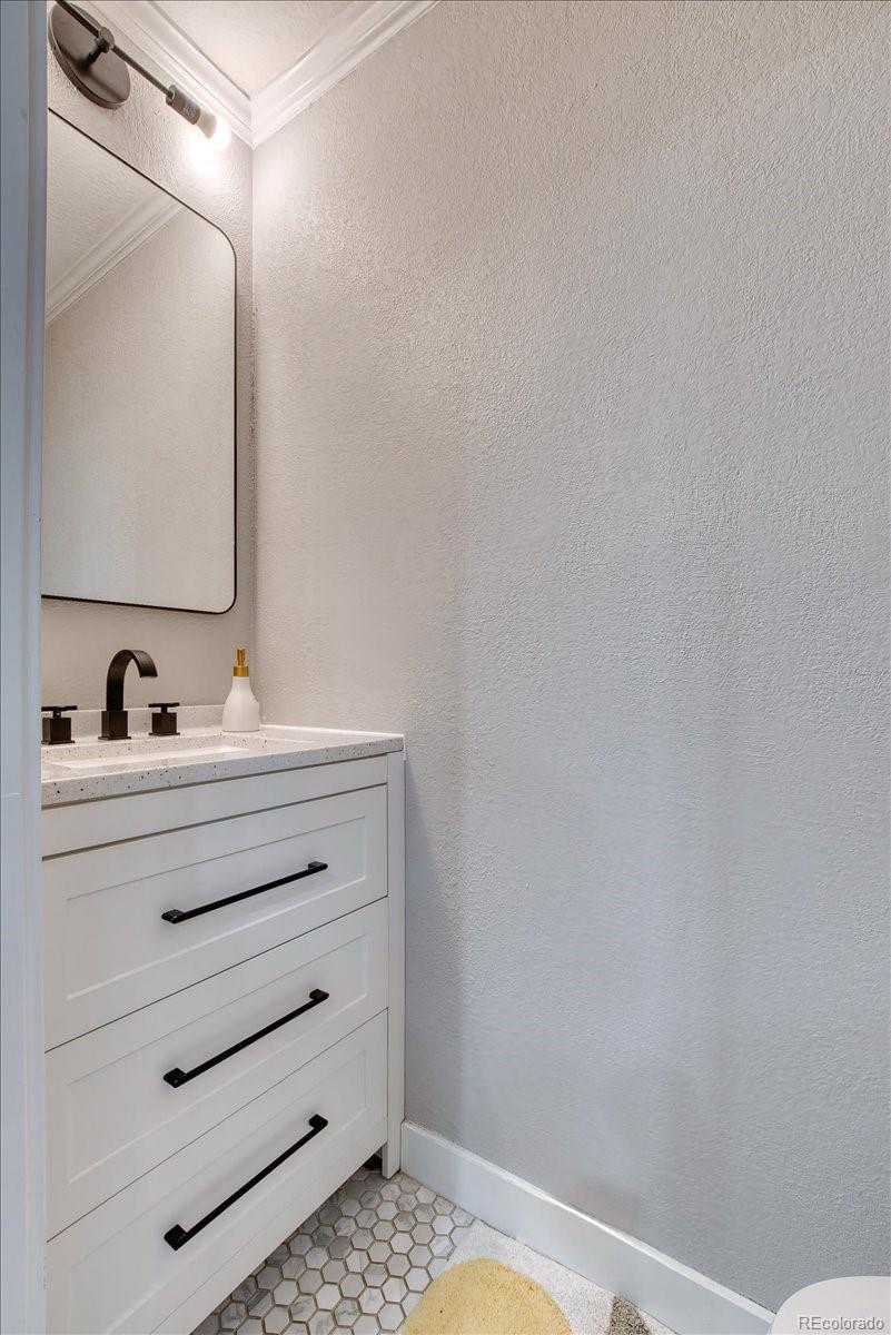 MLS Image #8 for 1811 s quebec way,denver, Colorado