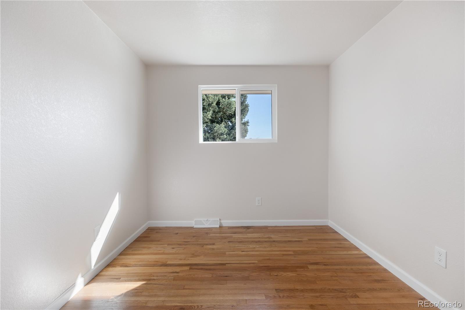 MLS Image #10 for 6103  uno street,arvada, Colorado