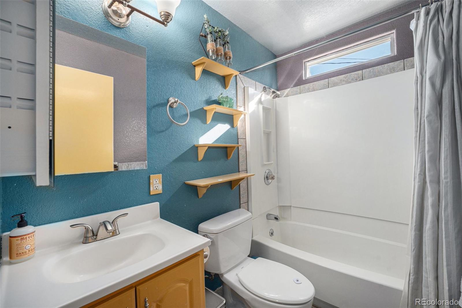 MLS Image #14 for 9450  lillian lane,thornton, Colorado