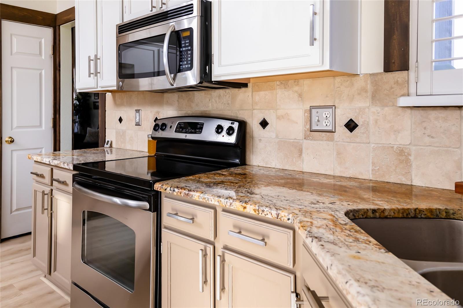 MLS Image #11 for 17020 w 64th drive,arvada, Colorado