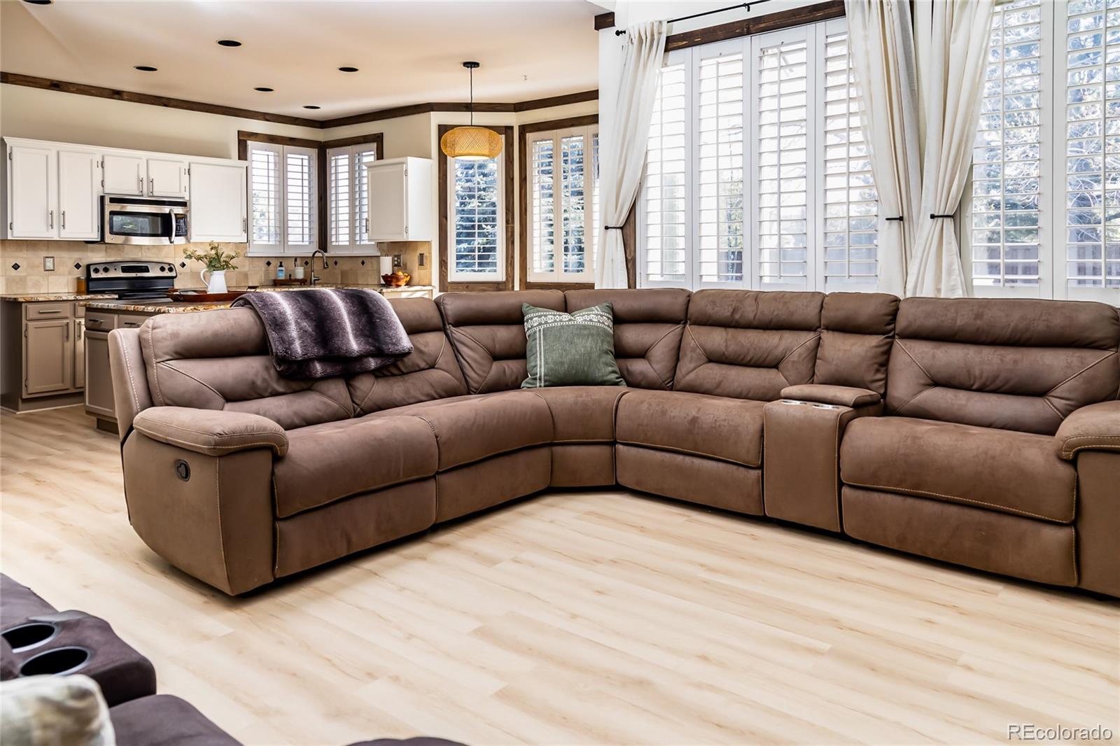 MLS Image #14 for 17020 w 64th drive,arvada, Colorado