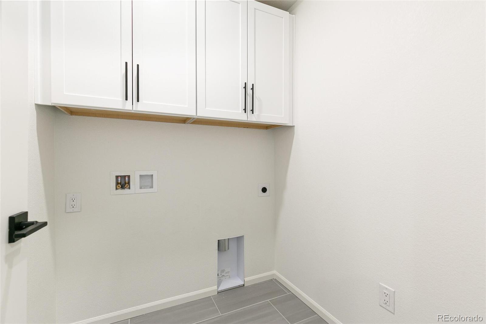 MLS Image #11 for 5788 n killarney way,aurora, Colorado