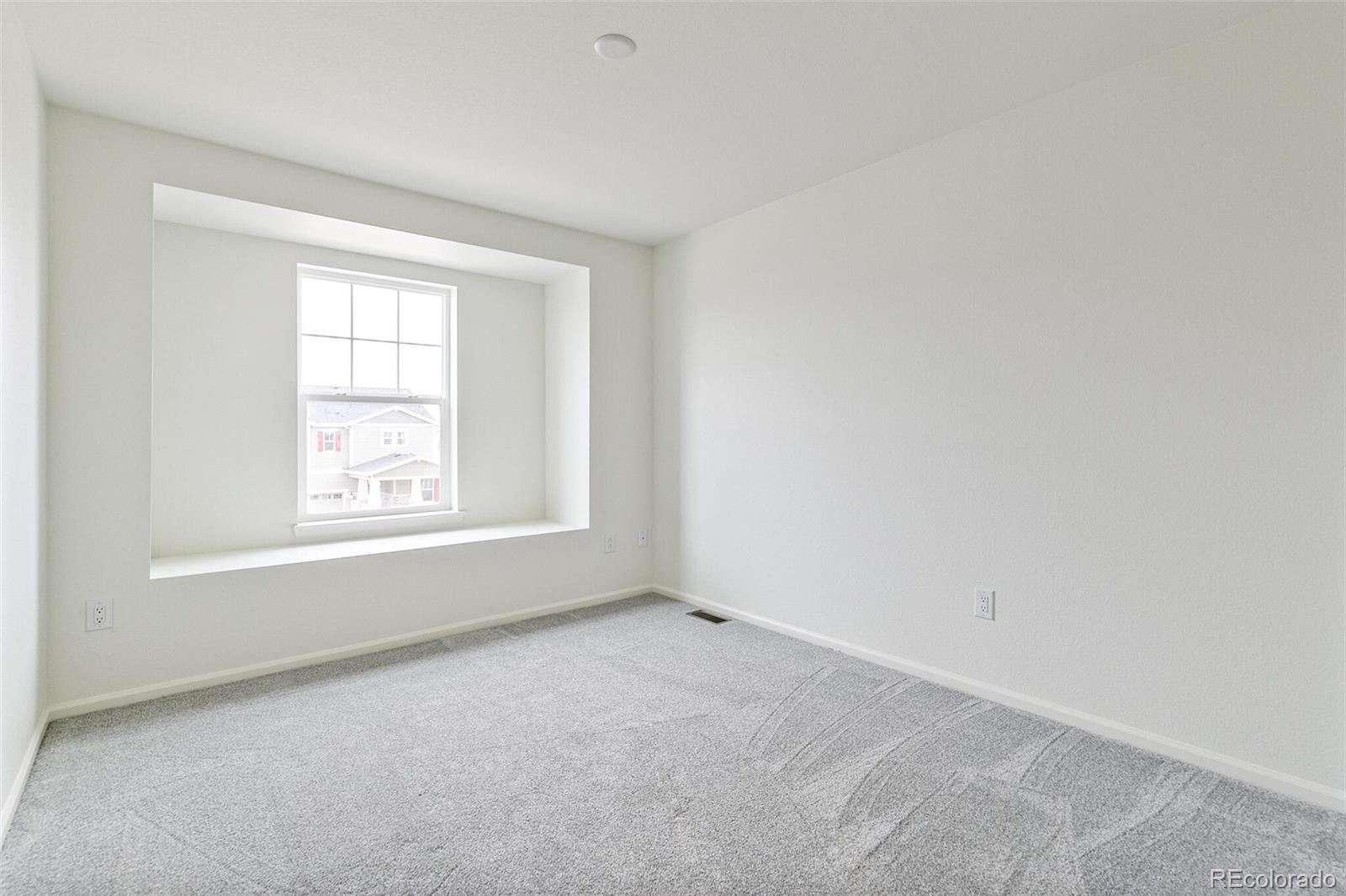 MLS Image #9 for 5788 n killarney way,aurora, Colorado