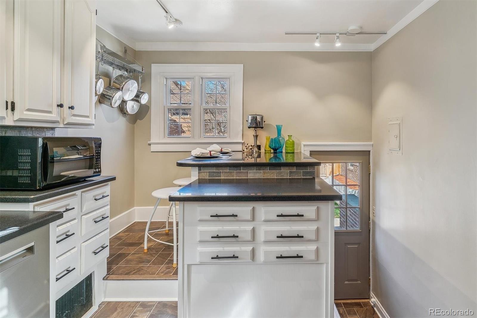MLS Image #10 for 1365  clermont street,denver, Colorado