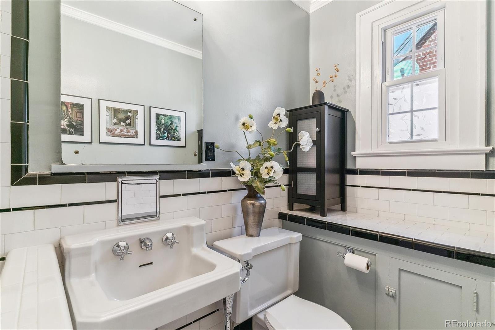 MLS Image #16 for 1365  clermont street,denver, Colorado