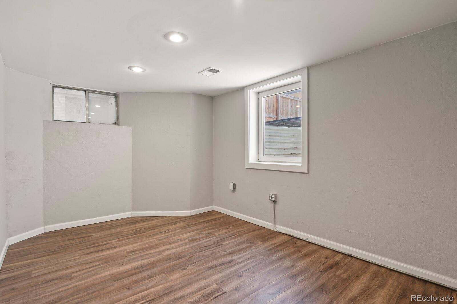 MLS Image #26 for 1229  saint paul street,denver, Colorado