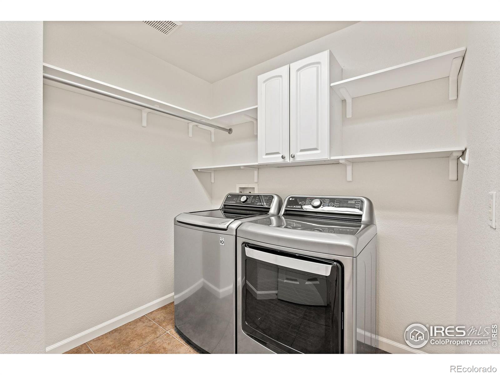 MLS Image #33 for 16518  red rock lane,broomfield, Colorado