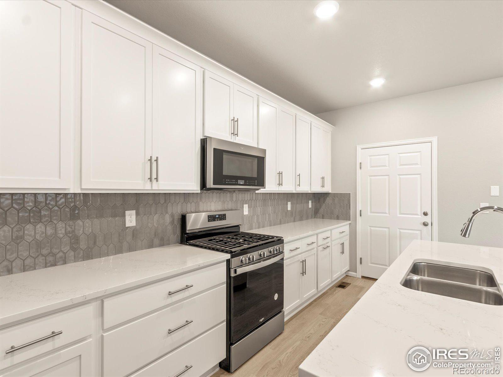 MLS Image #17 for 255  mayfly lane,berthoud, Colorado