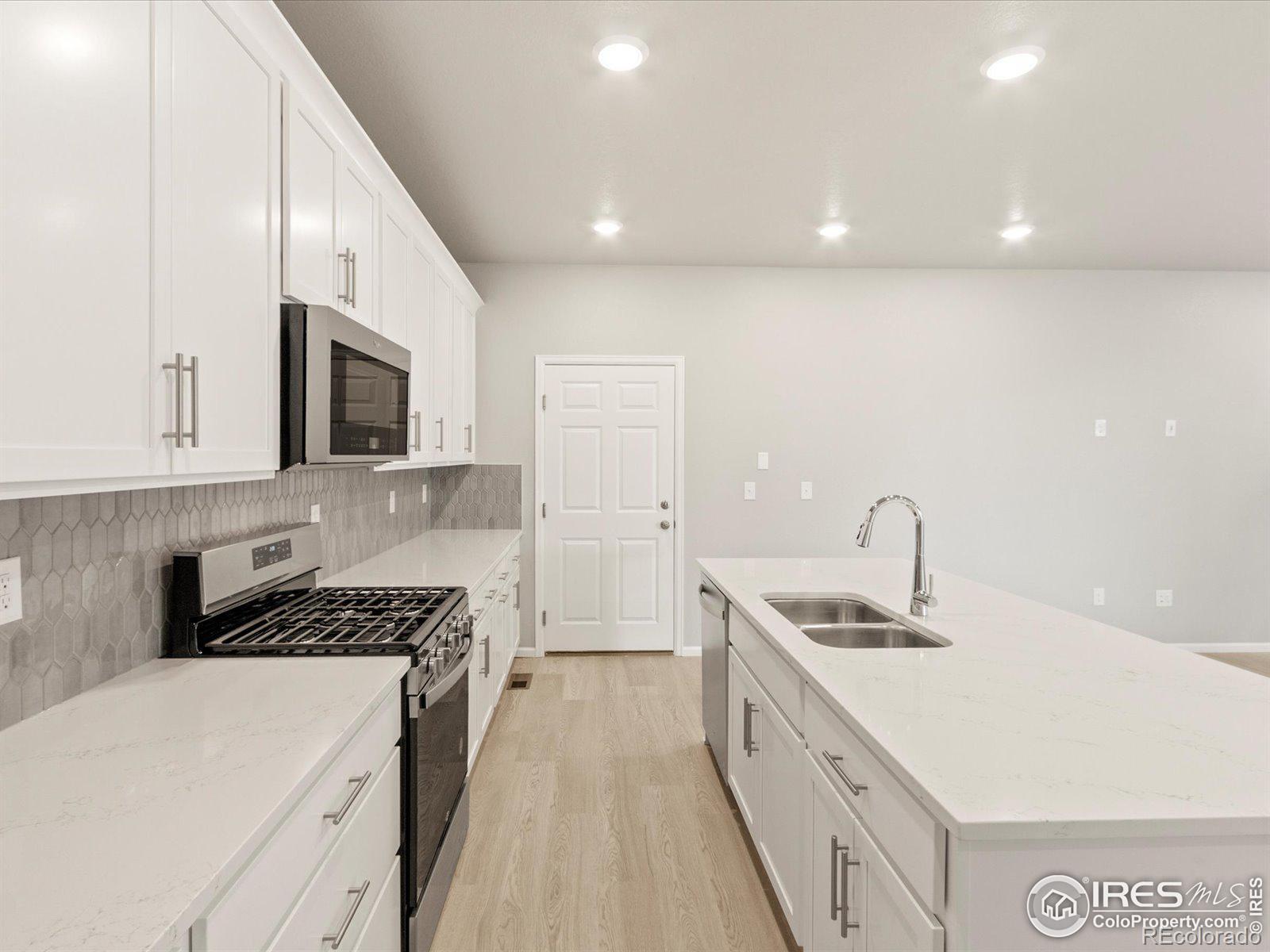 MLS Image #19 for 255  mayfly lane,berthoud, Colorado