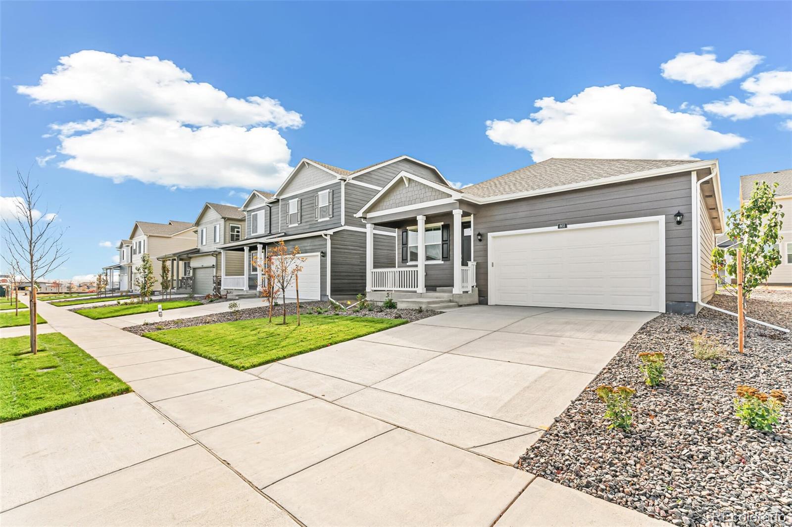 MLS Image #2 for 852  leeward street,lochbuie, Colorado