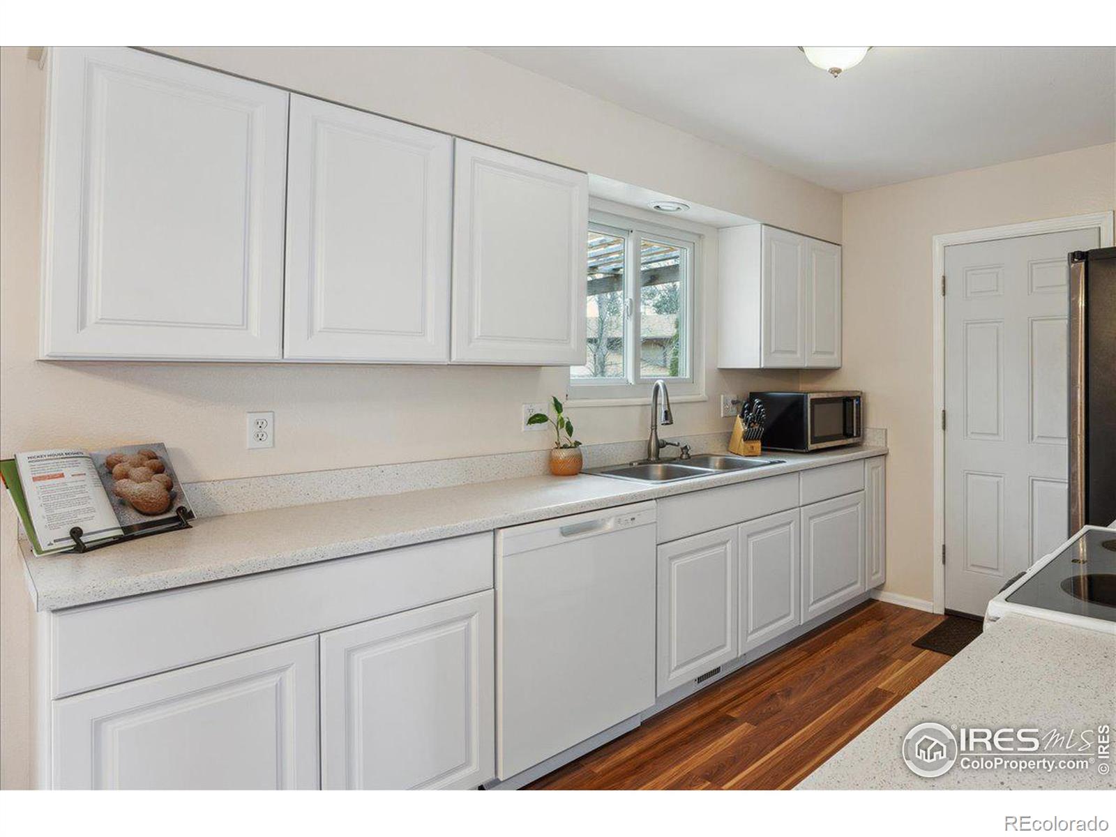 MLS Image #11 for 2030  lexington court,fort collins, Colorado