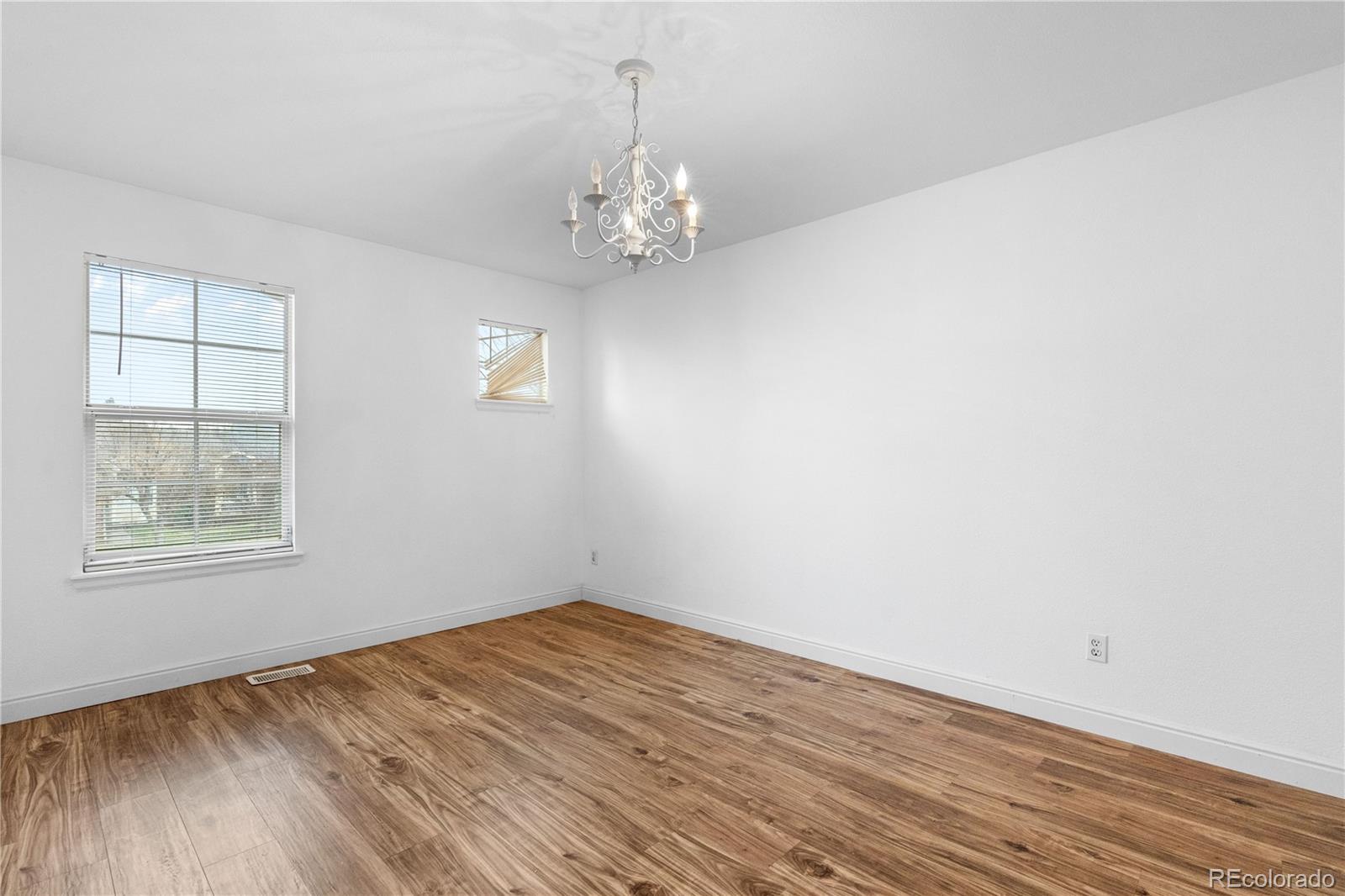 MLS Image #21 for 2881 s salida court,aurora, Colorado