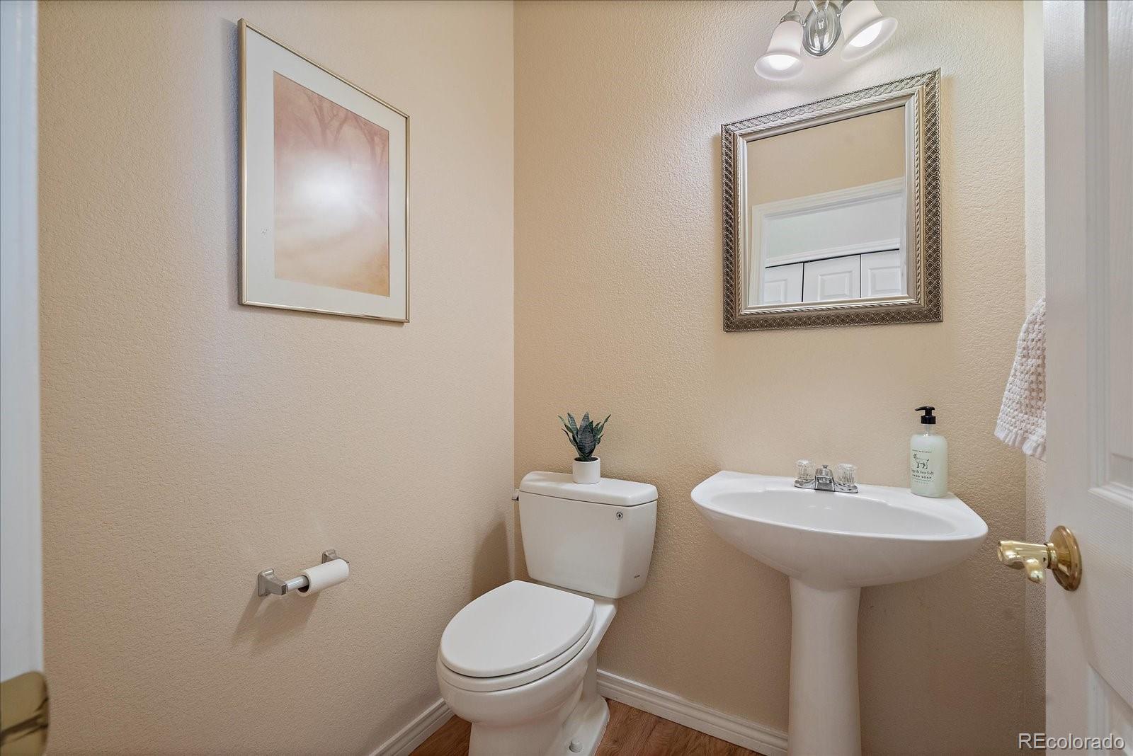 MLS Image #17 for 6004 w colorado lane,lakewood, Colorado