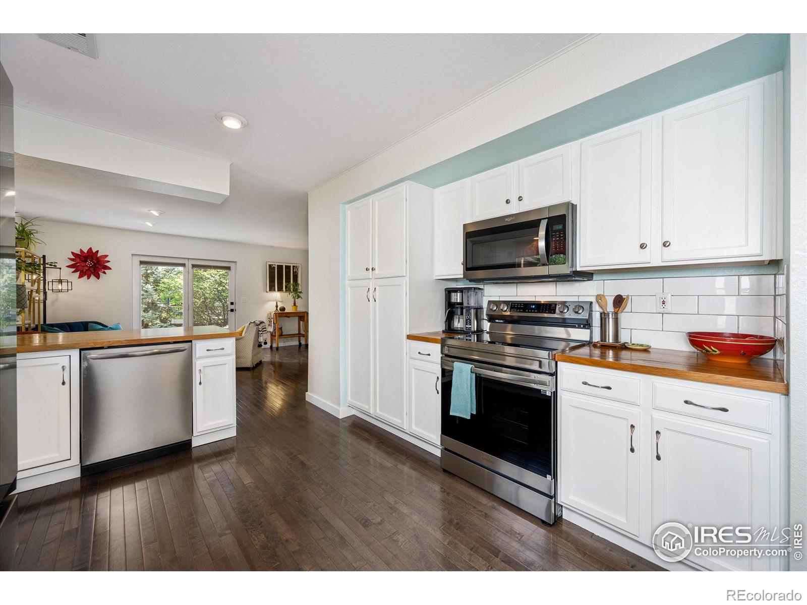 MLS Image #11 for 1472  walnut street,windsor, Colorado