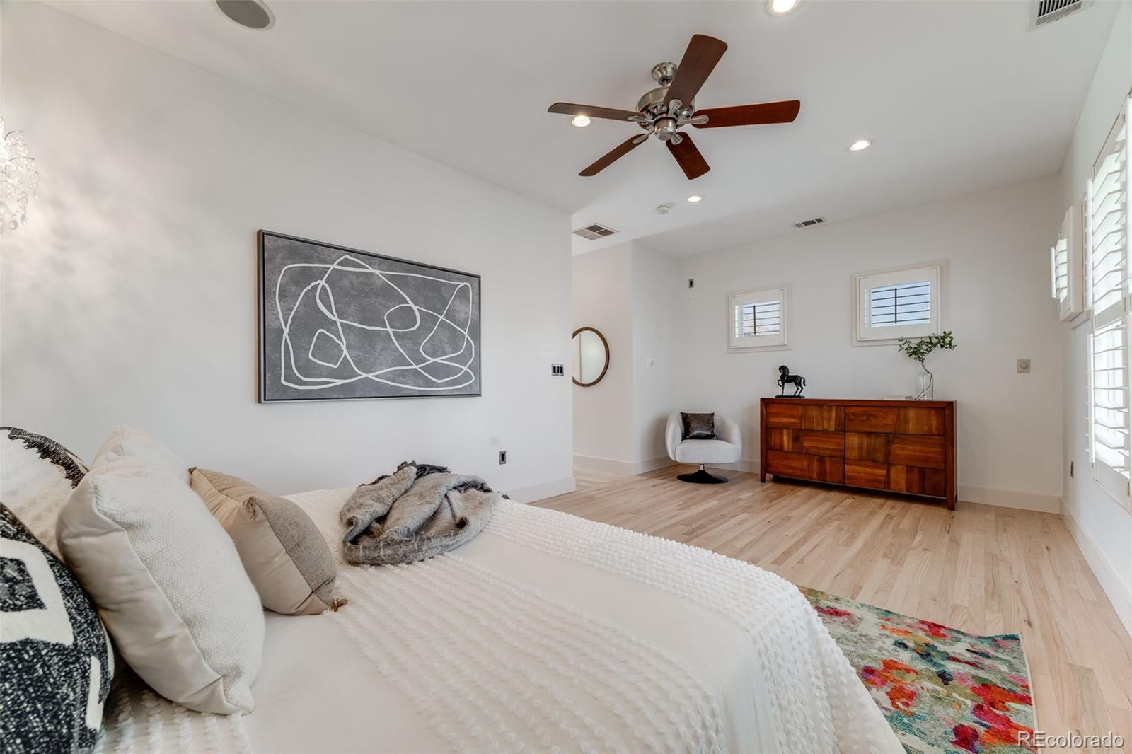 MLS Image #20 for 1609 s clayton street,denver, Colorado