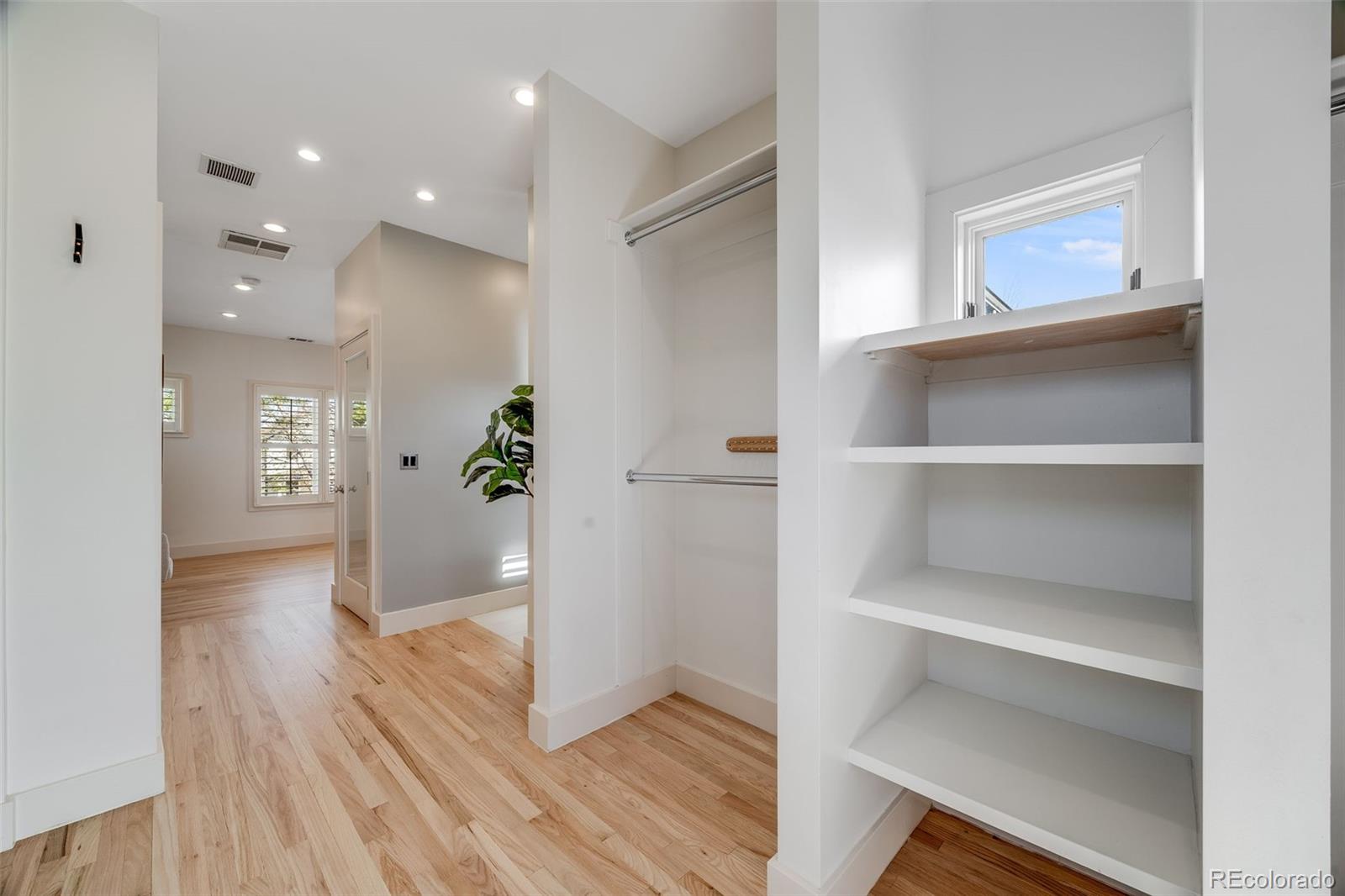 MLS Image #22 for 1609 s clayton street,denver, Colorado