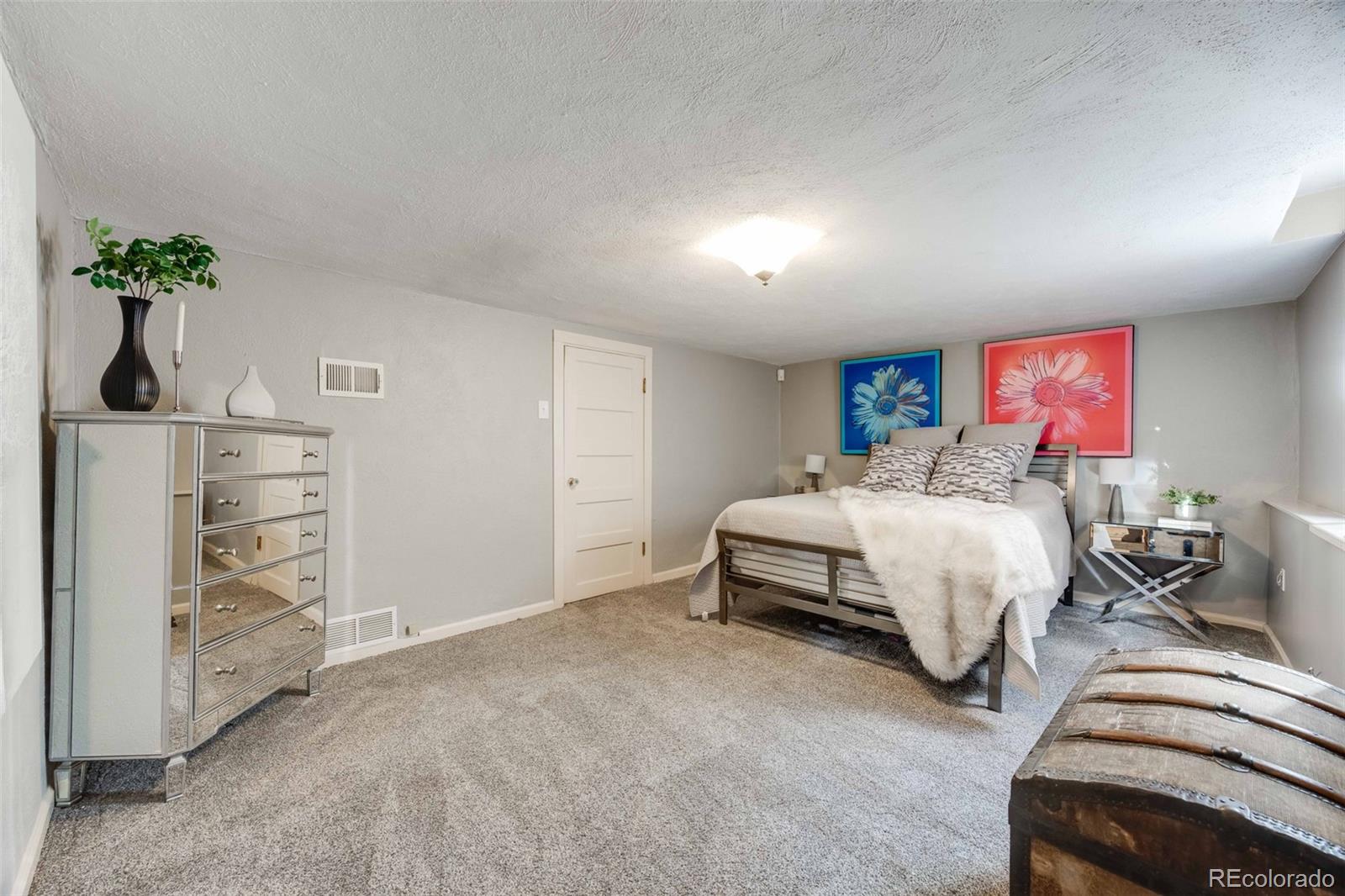 MLS Image #26 for 1609 s clayton street,denver, Colorado