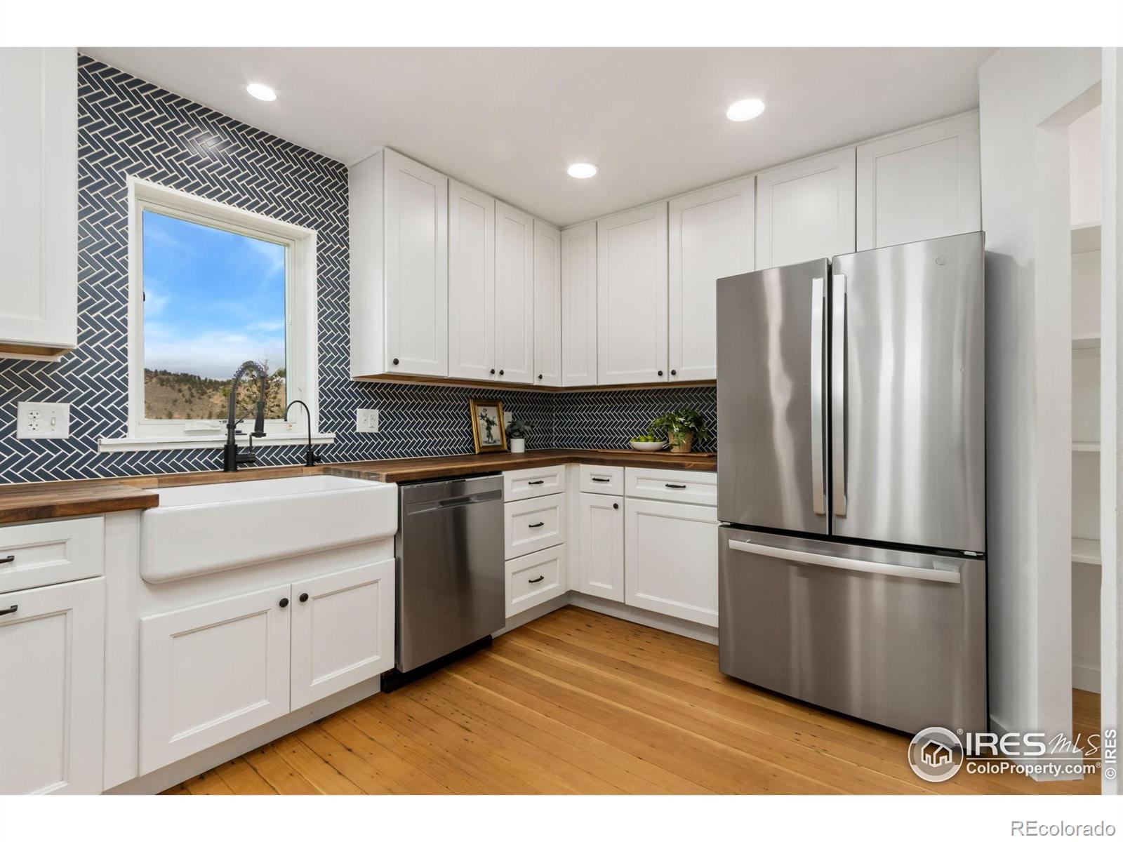 MLS Image #13 for 144  sandhill lane,fort collins, Colorado