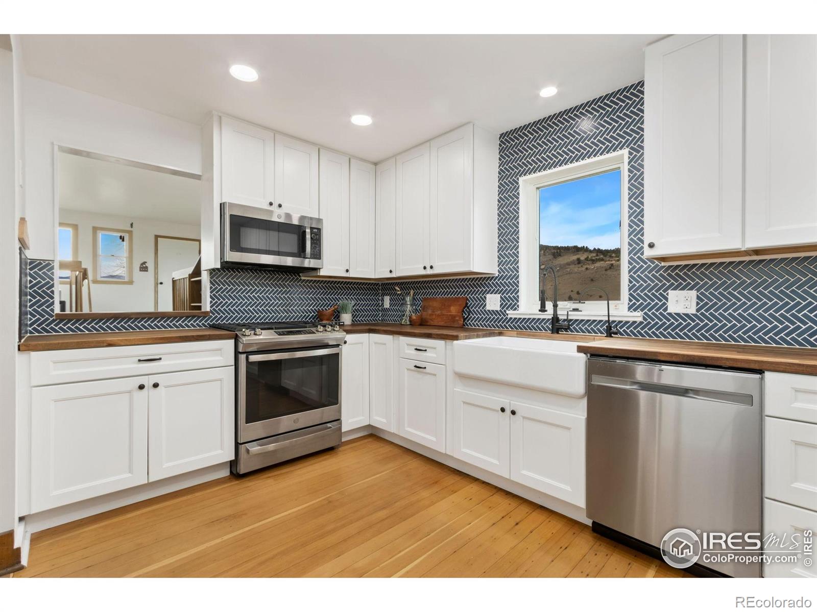 MLS Image #14 for 144  sandhill lane,fort collins, Colorado