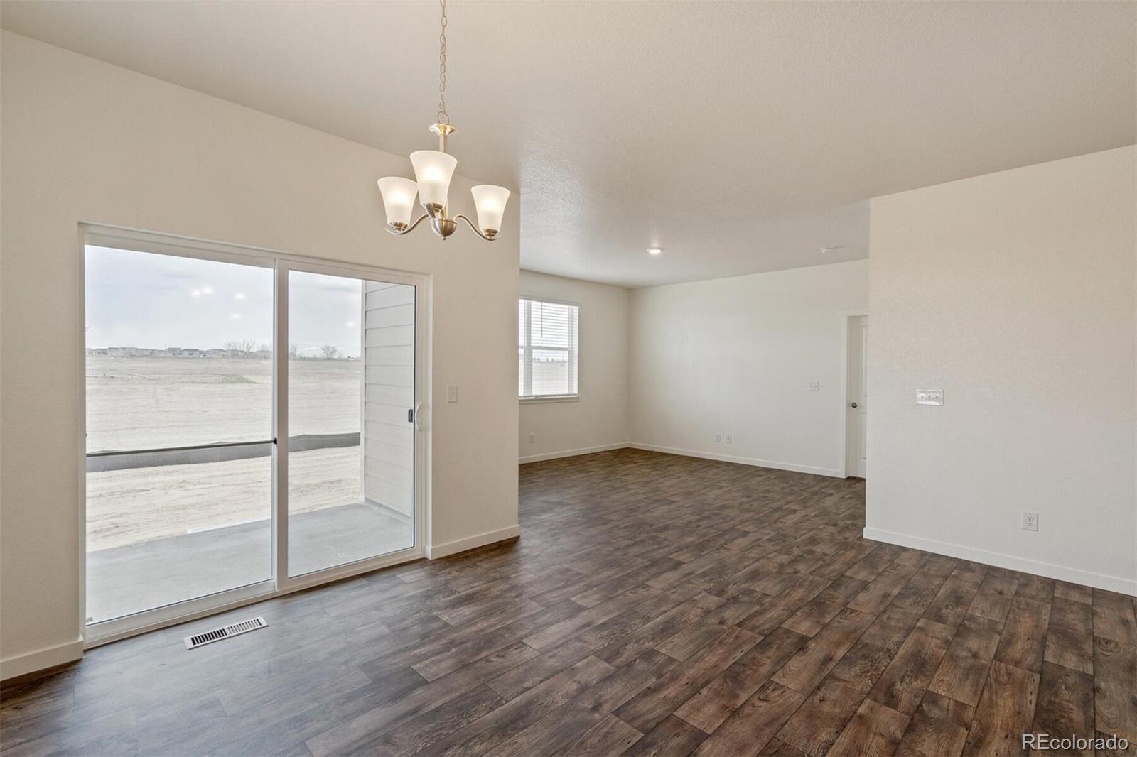 MLS Image #10 for 817  ledge street,lochbuie, Colorado