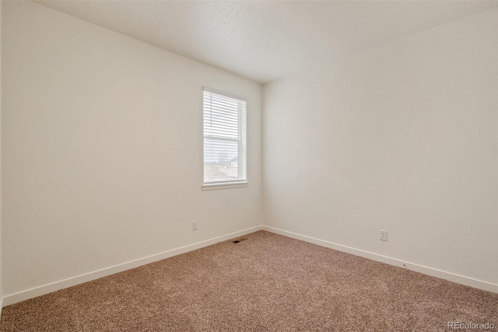 MLS Image #28 for 817  ledge street,lochbuie, Colorado