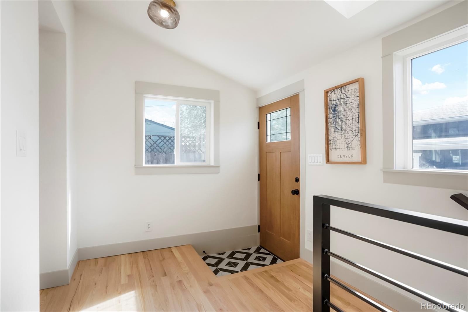 MLS Image #26 for 1337 s lincoln street,denver, Colorado