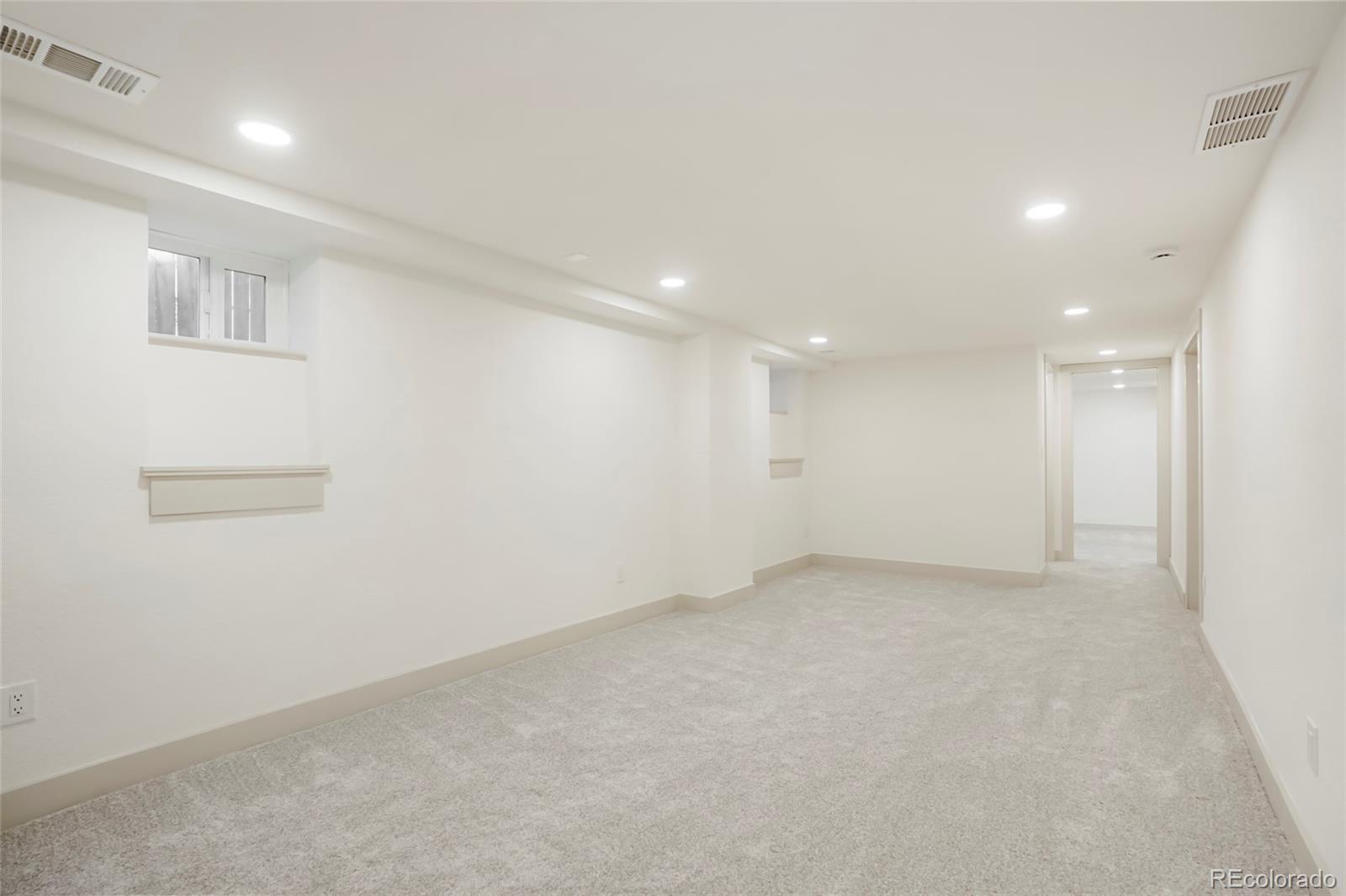 MLS Image #31 for 1337 s lincoln street,denver, Colorado