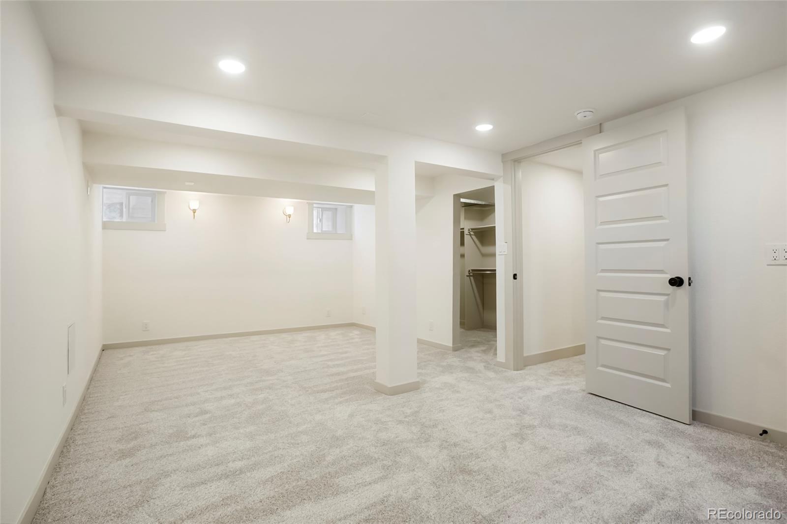MLS Image #32 for 1337 s lincoln street,denver, Colorado