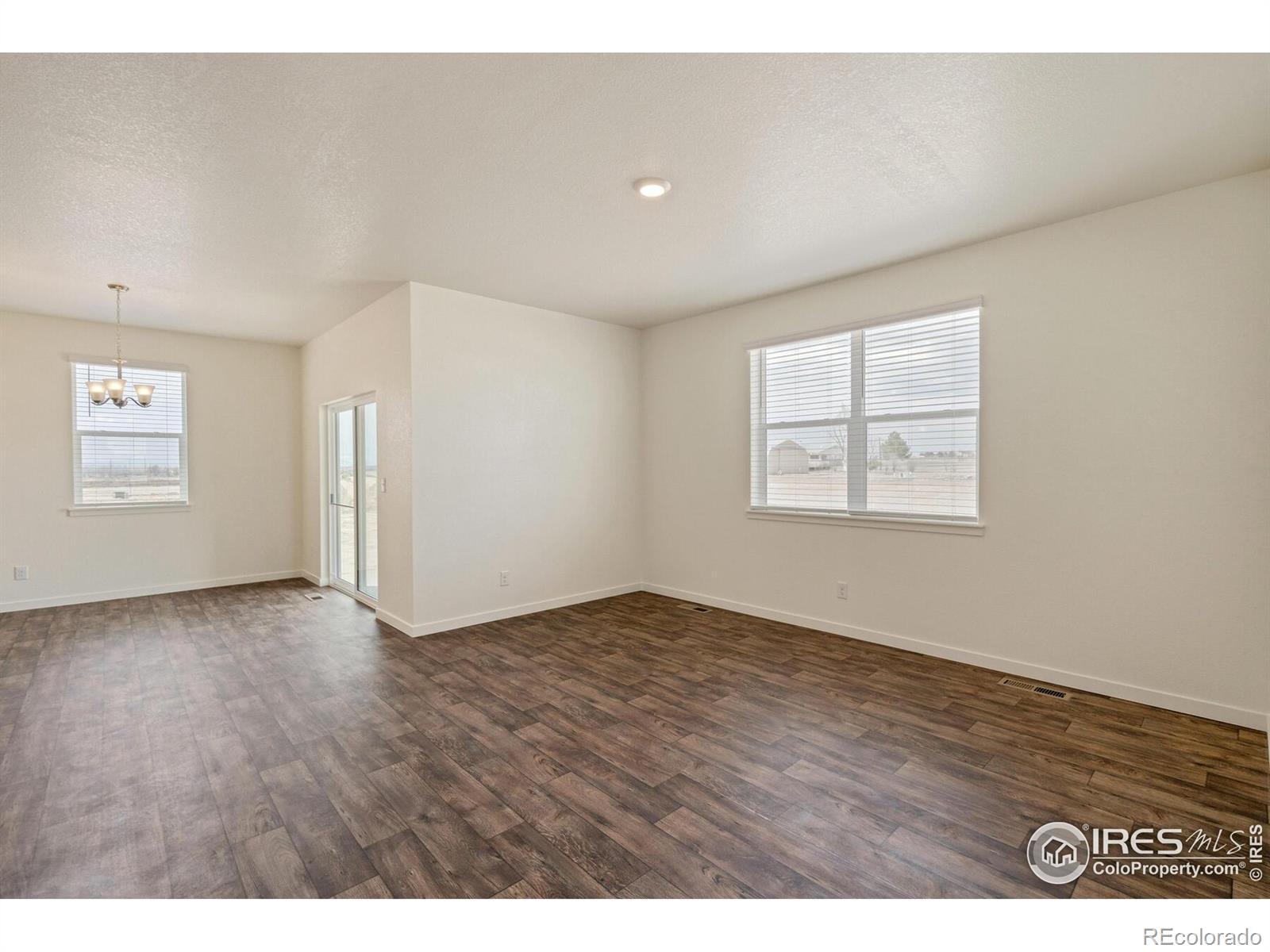 MLS Image #11 for 817  ledge street,lochbuie, Colorado