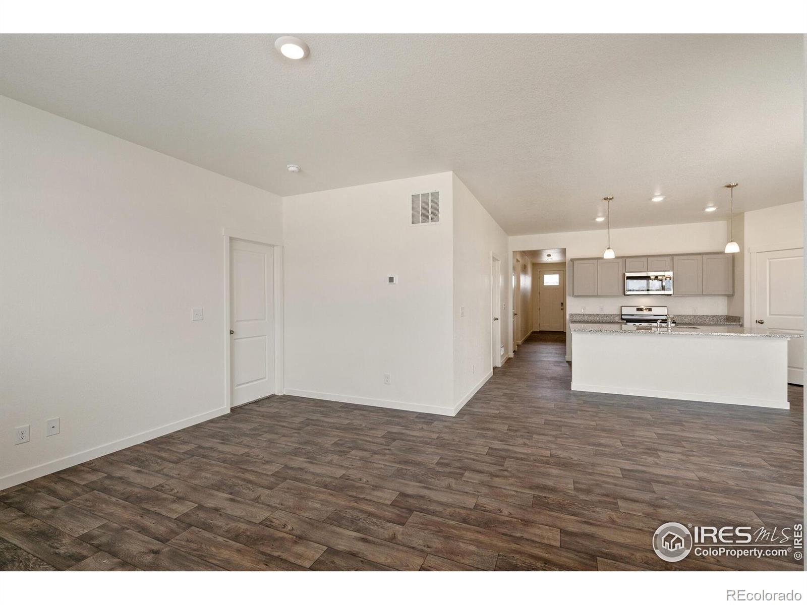 MLS Image #15 for 817  ledge street,lochbuie, Colorado