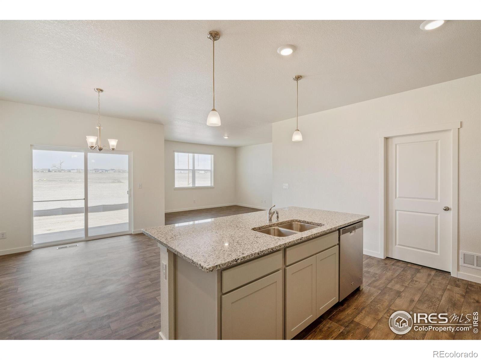 MLS Image #16 for 817  ledge street,lochbuie, Colorado