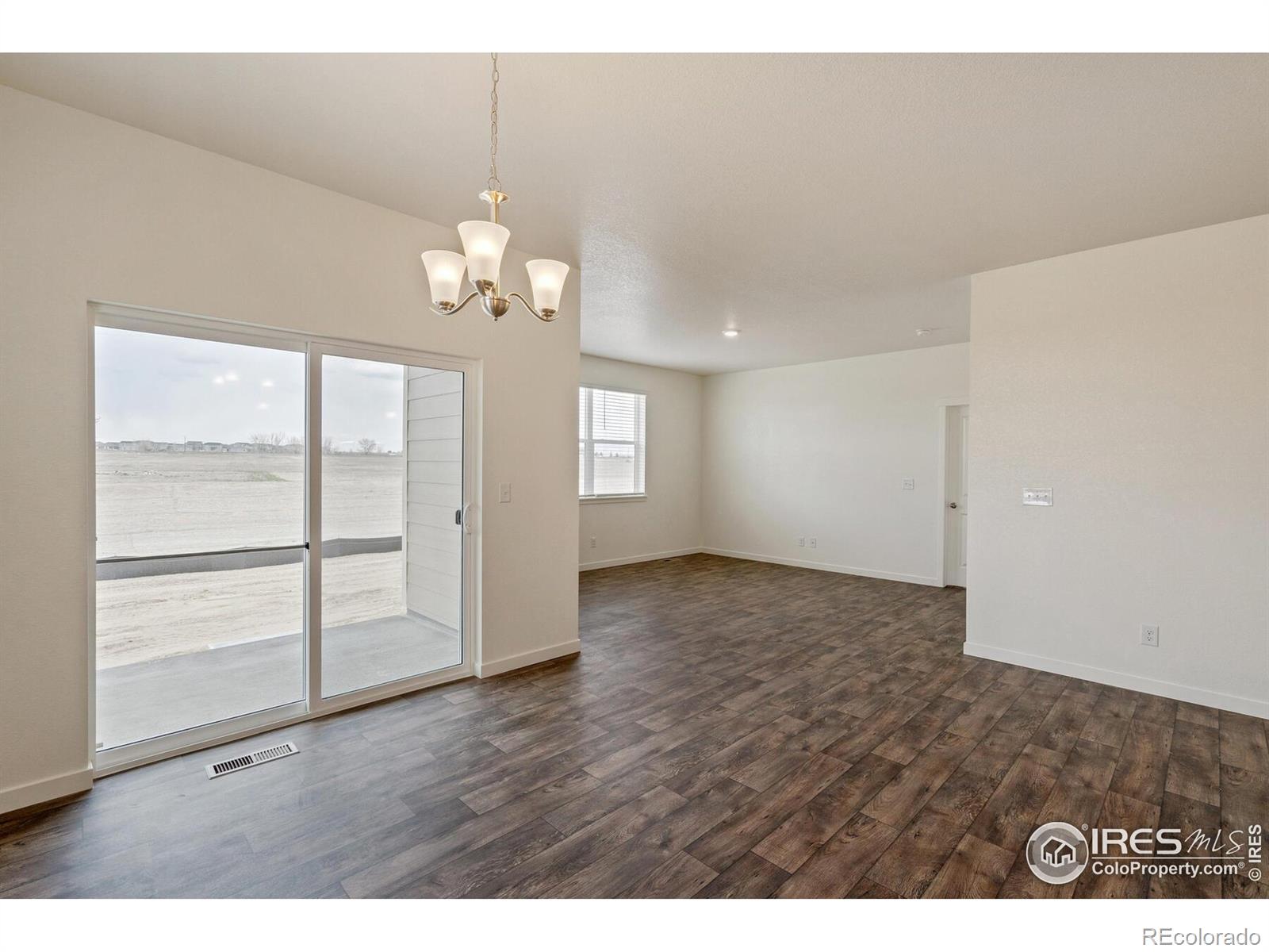MLS Image #8 for 817  ledge street,lochbuie, Colorado