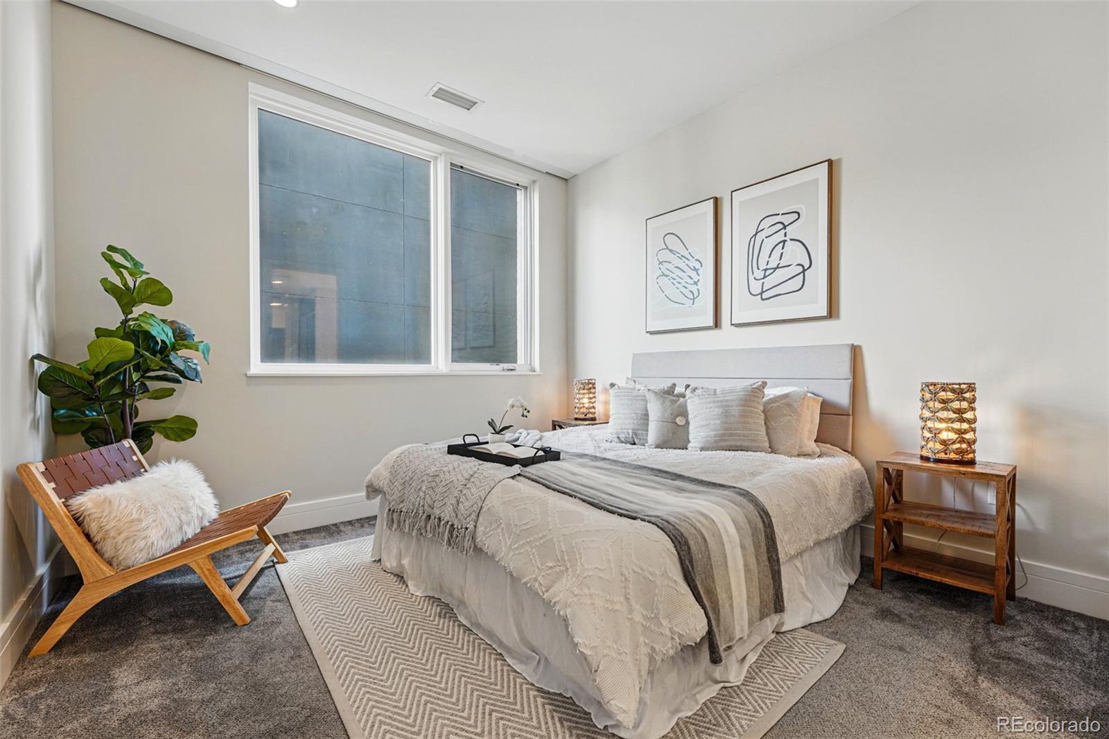 MLS Image #11 for 250  columbine street,denver, Colorado