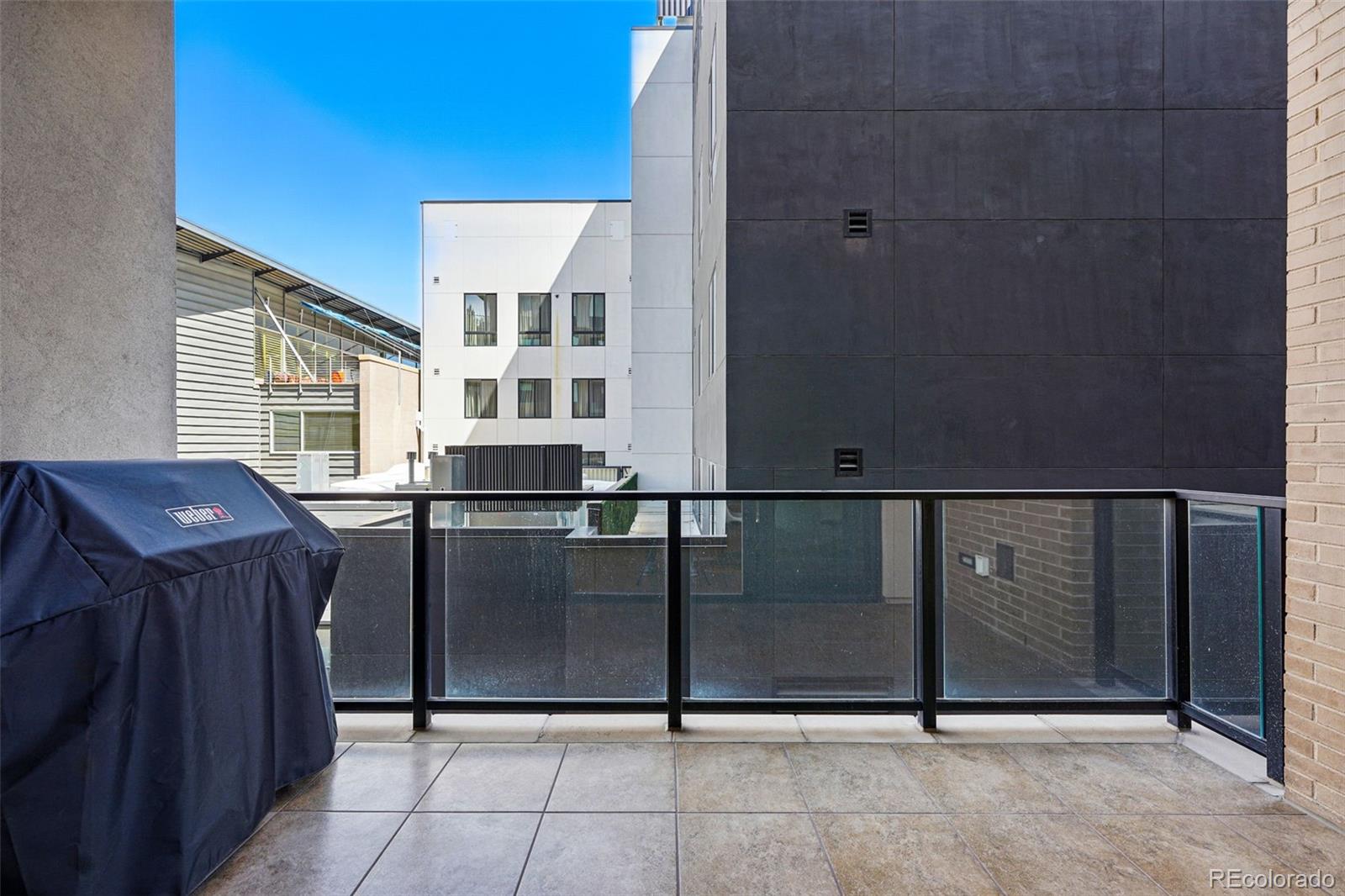 MLS Image #17 for 250  columbine street,denver, Colorado