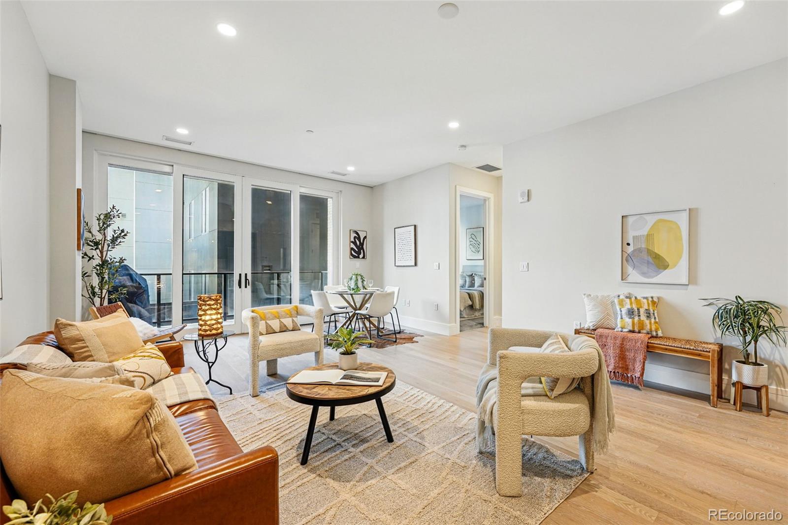 MLS Image #5 for 250  columbine street,denver, Colorado