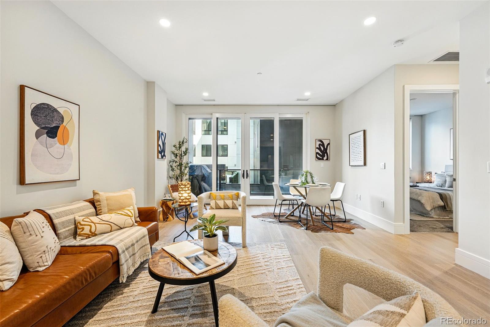 MLS Image #6 for 250  columbine street,denver, Colorado