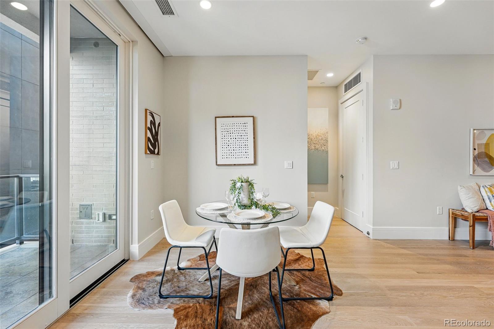 MLS Image #9 for 250  columbine street,denver, Colorado