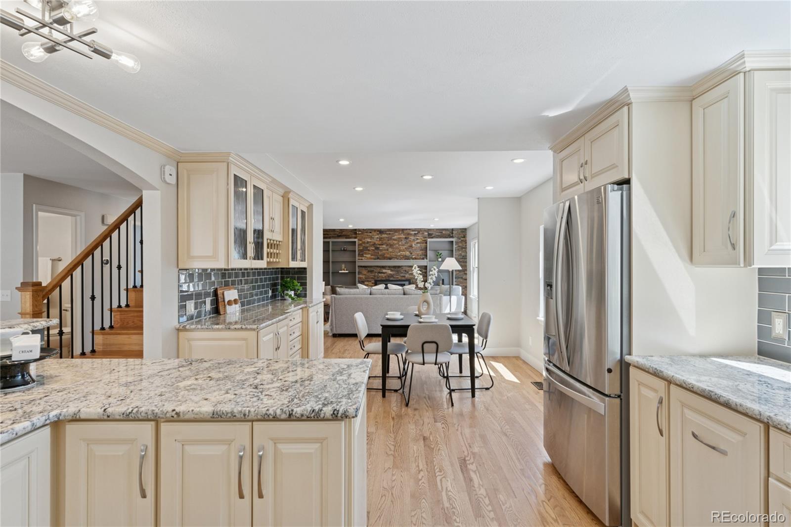 MLS Image #17 for 7470 s steele circle,centennial, Colorado