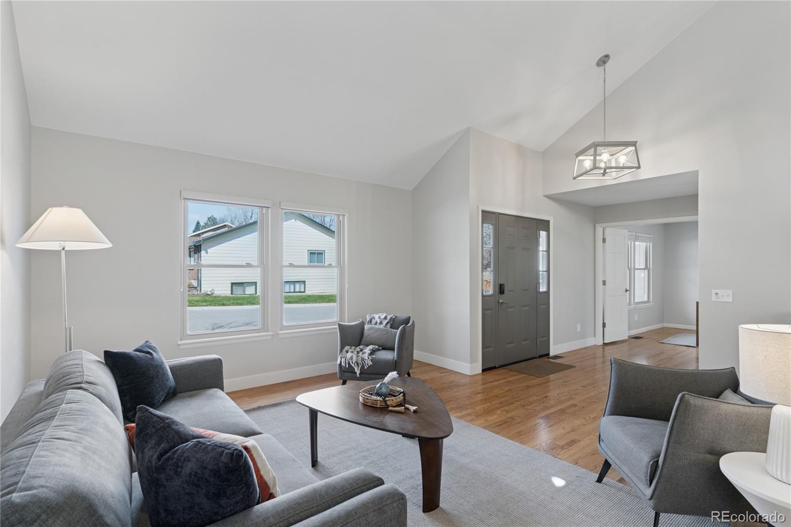 MLS Image #3 for 7470 s steele circle,centennial, Colorado